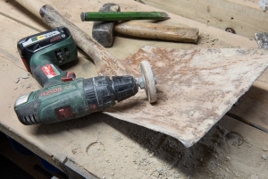 Repairing shovel