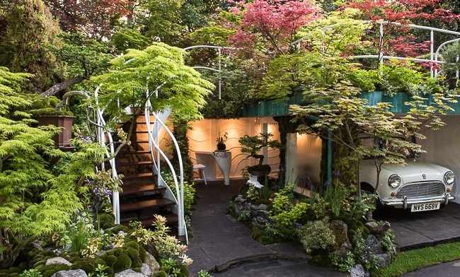 Garage with rooftop garden